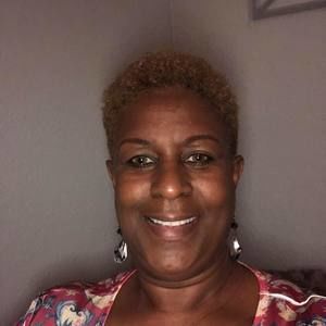 Meet your Posher, Debra